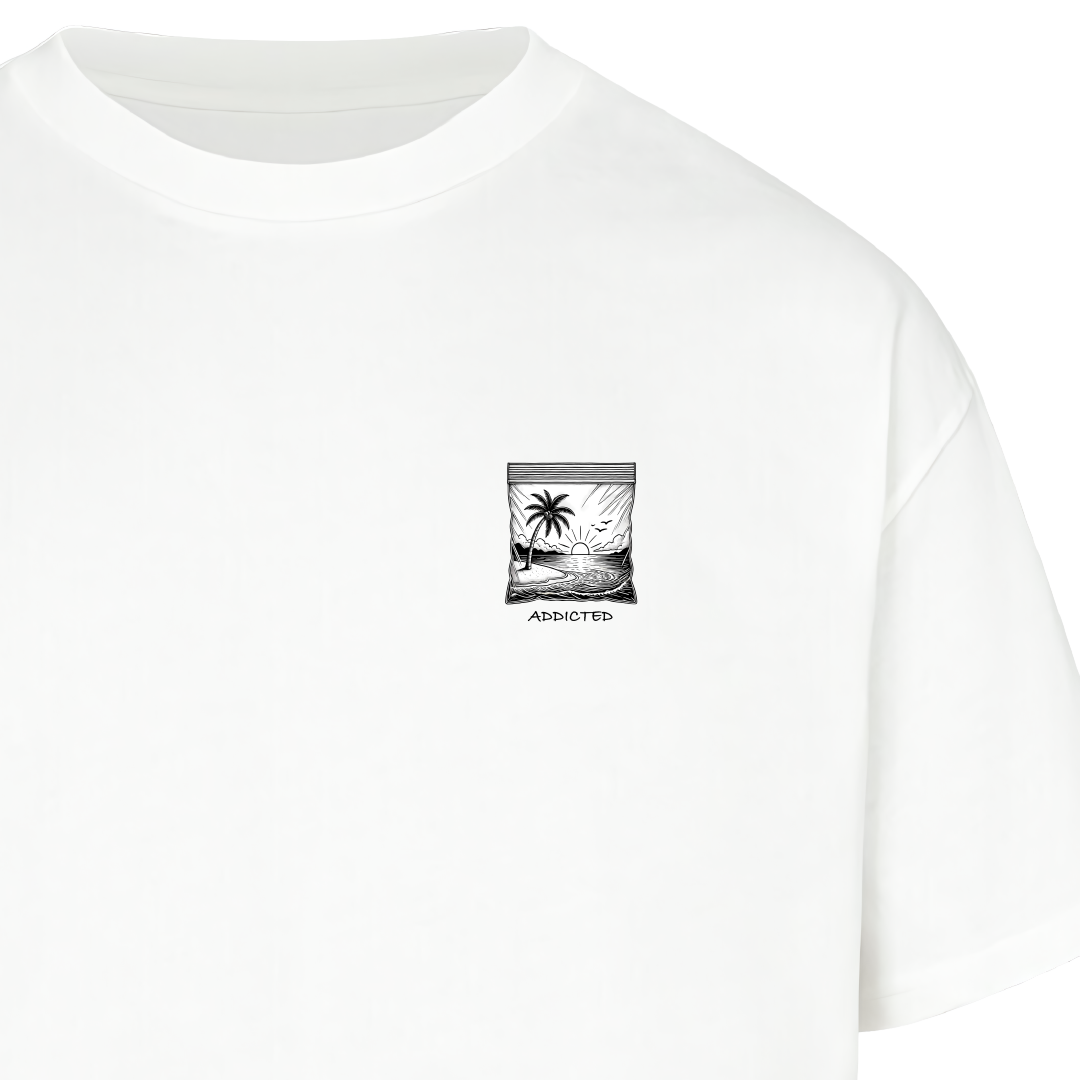 HOLIDAY ADDICTION Oversized Shirt